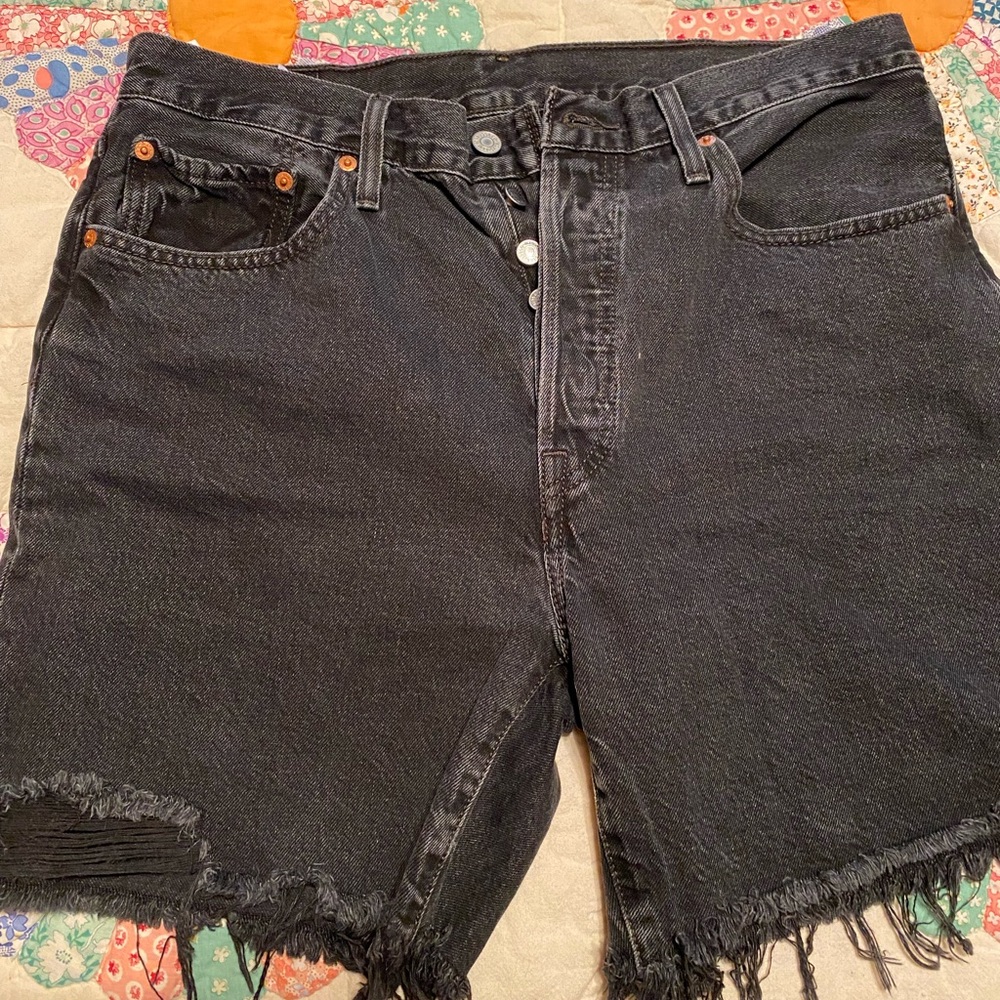 501® MID THIGH WOMEN'S SHORTS - Levi’s
